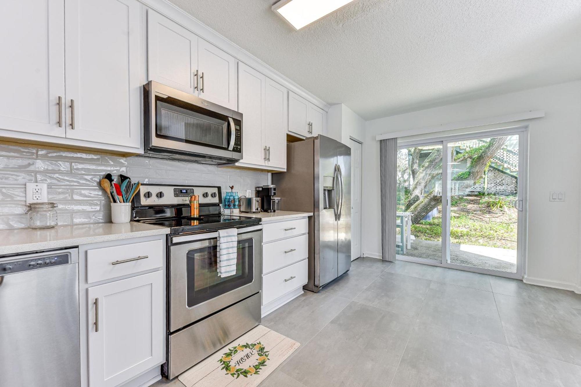 Fernandina Beach Townhome, Steps To Public Beach Экстерьер фото